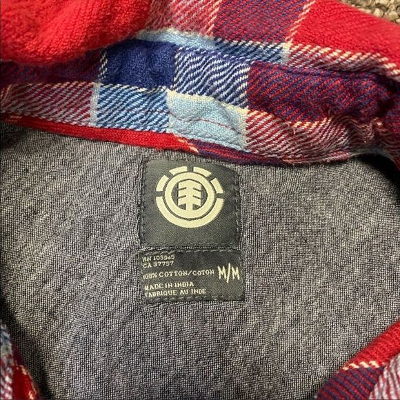 ELEMENT | Plaid Casual Button Down Flannel Shirt - Picture 3 of 3